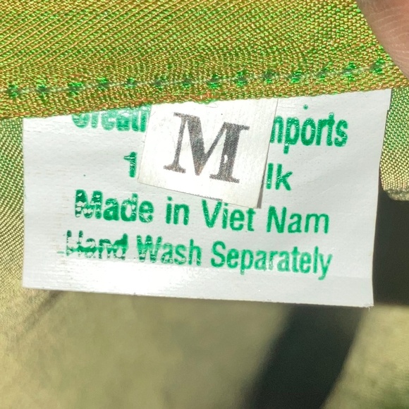 Green and Gold Silk Skirt - Picture 11 of 12